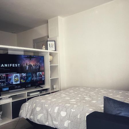 Superbe Studio Apartamento Saint-André-de-Cubzac Exterior foto